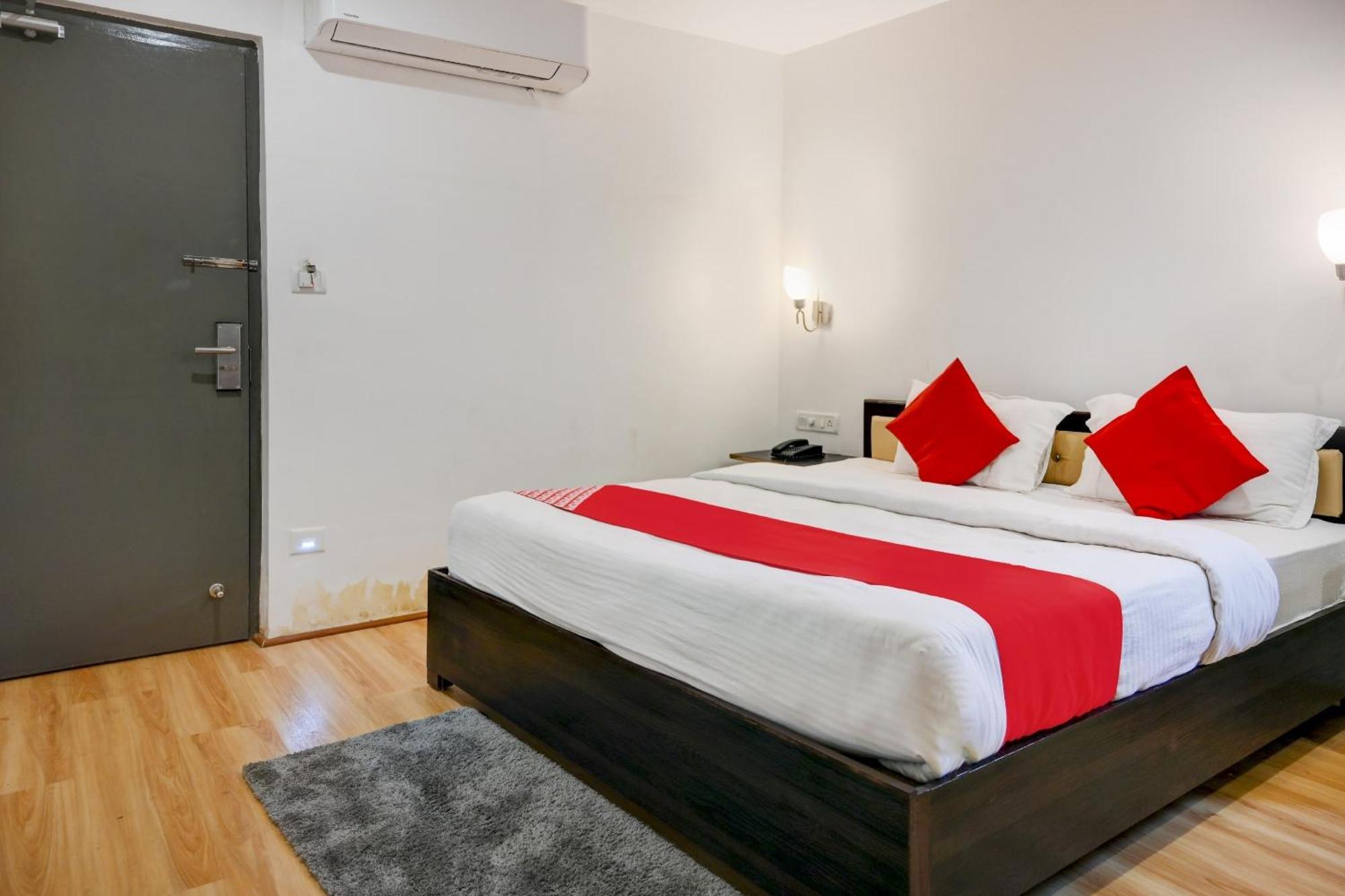 Super Town House Hi5 Aditya International Bhubaneswar Luaran gambar